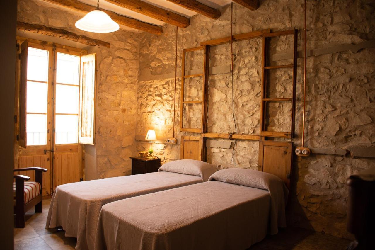 Cal Padri Del Macareno Villa Penellas Luaran gambar